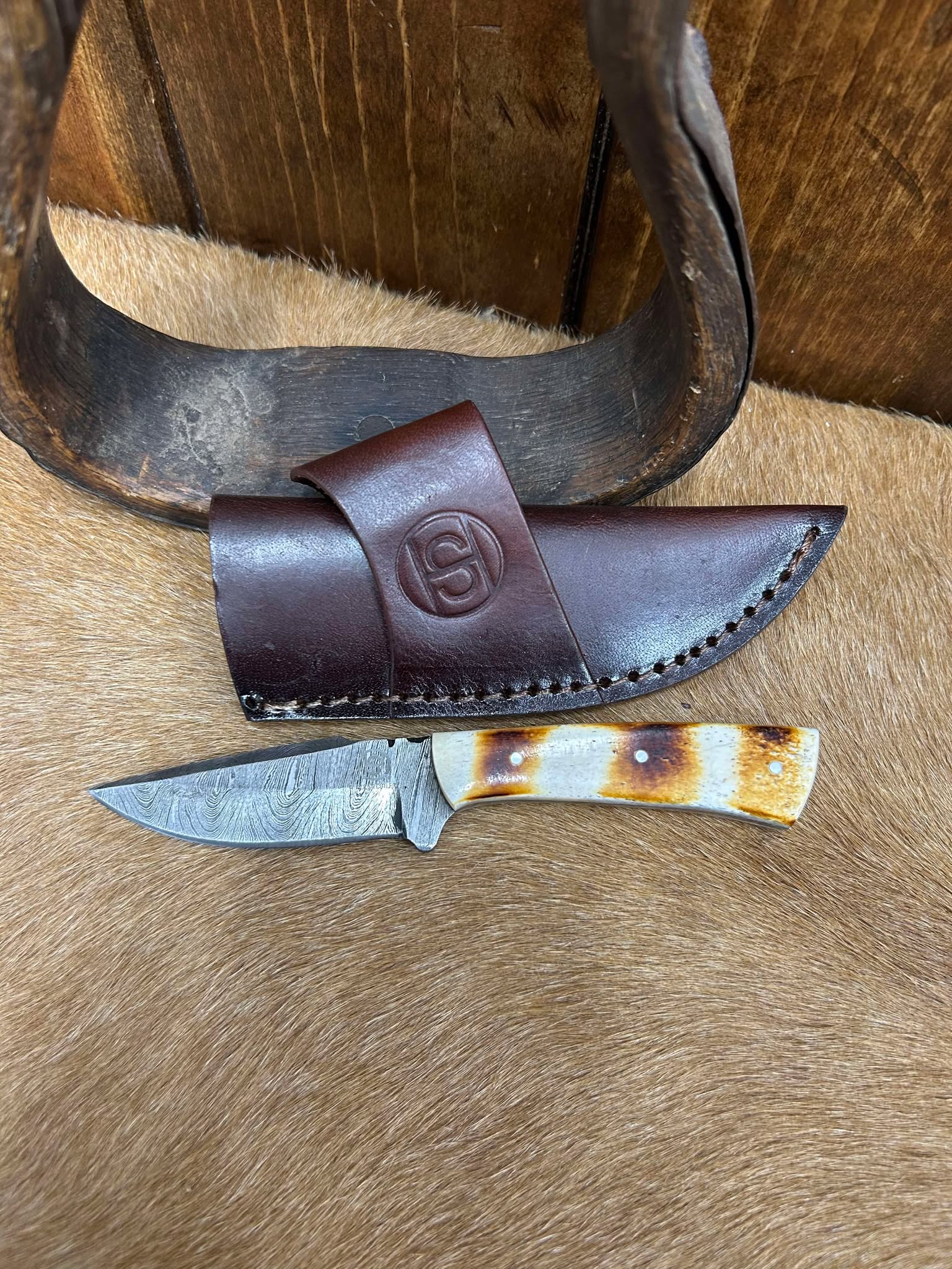 Circle SH Knives-Knives-WESTERN FASHION ACCESSORIES-Lucky J Boots & More, Women's, Men's, & Kids Western Store Located in Carthage, MO