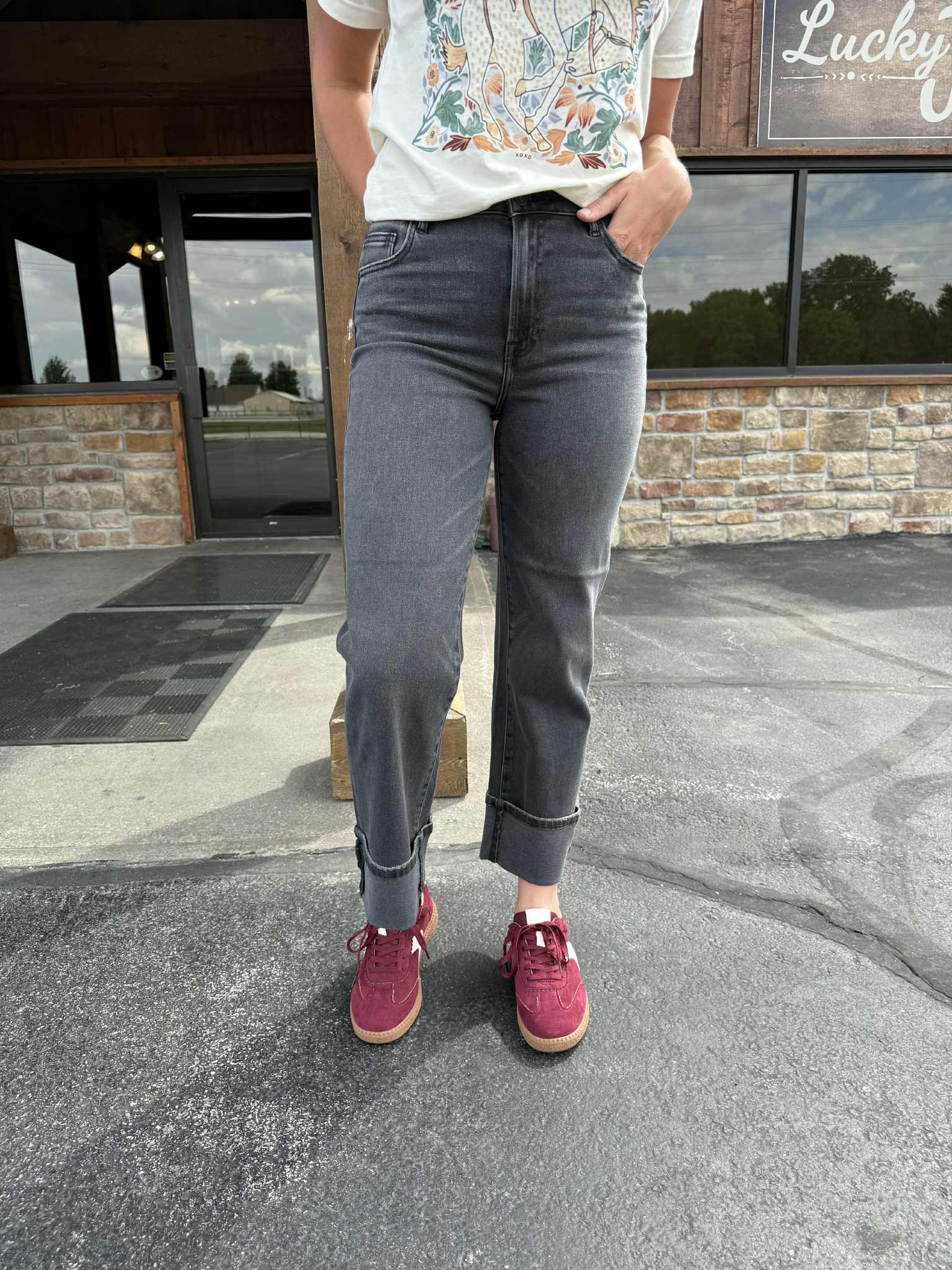 Hidden Caroline High Rise Cuffed Classic Straight Leg Jean
