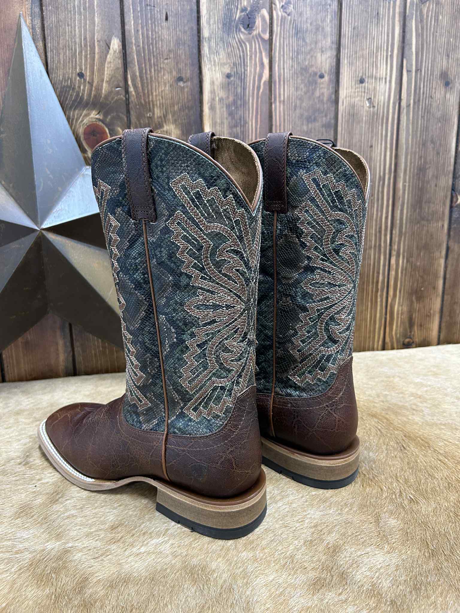 Men's Ariat Warm Cognac Sting Boot-Men's Boots-Ariat-Lucky J Boots & More, Women's, Men's, & Kids Western Store Located in Carthage, MO