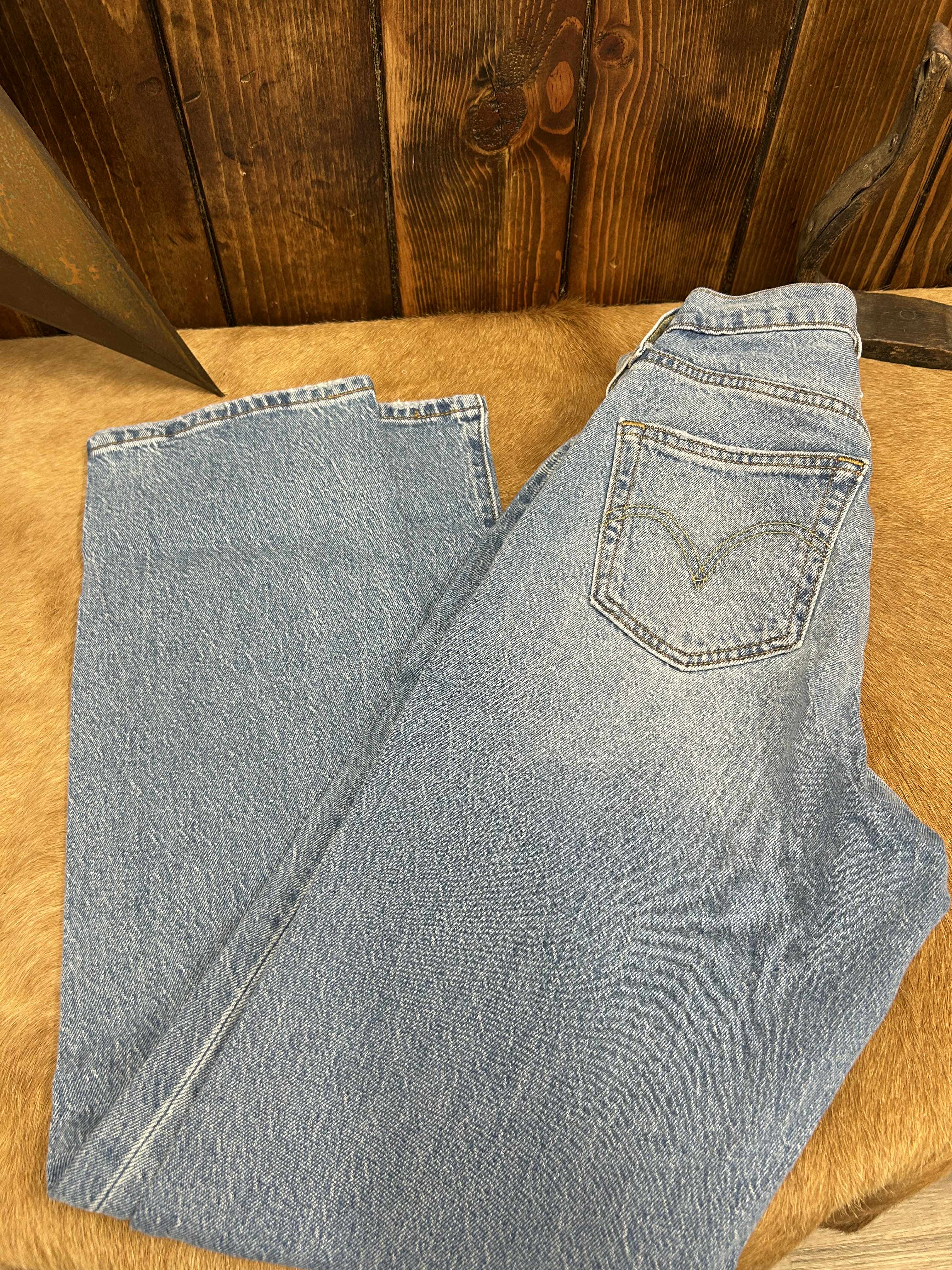 Women's Levi's 501 Curve Jean-Women's Denim-Levi's-Lucky J Boots & More, Women's, Men's, & Kids Western Store Located in Carthage, MO
