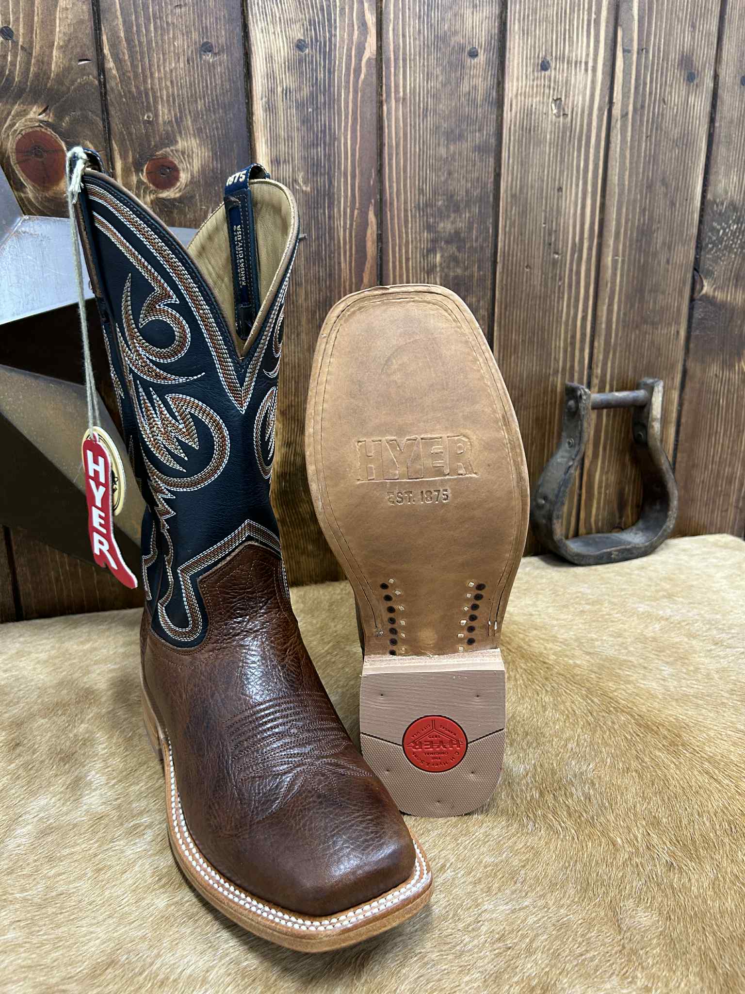 Men's Hyer Sawyer Redwood Bull Shrunken Shoulder Boot-Men's Boots-HYER Boots-Lucky J Boots & More, Women's, Men's, & Kids Western Store Located in Carthage, MO