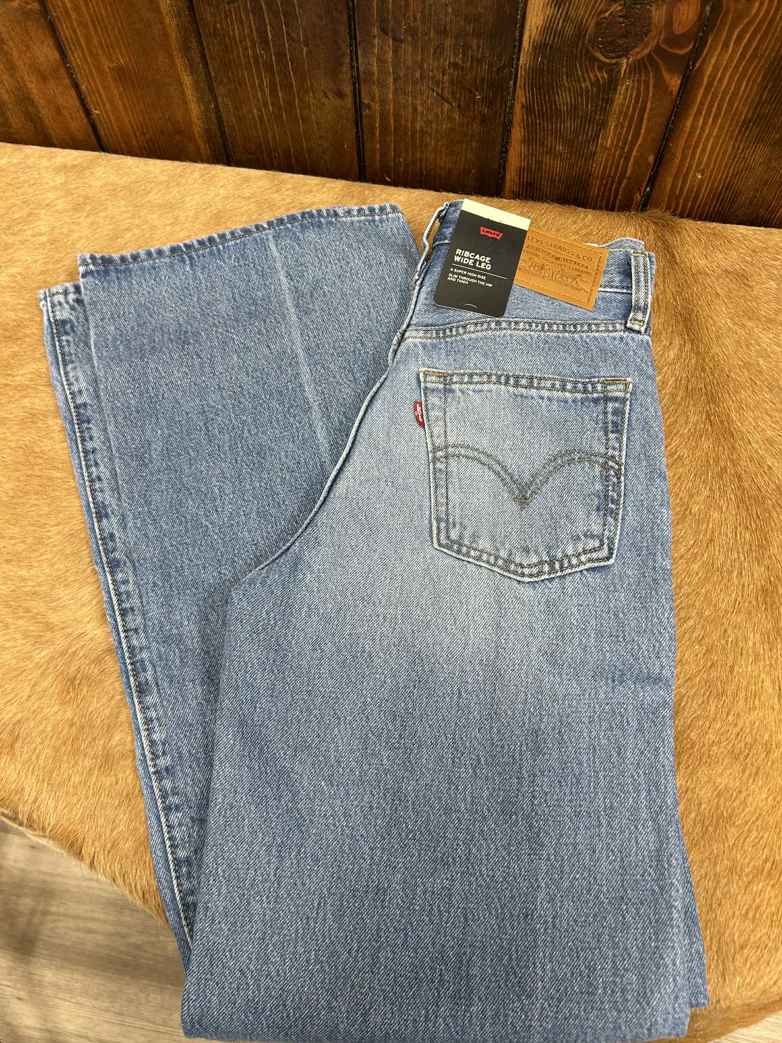 Levi's Ribcage Wide Leg in Medium Wash-Women's Denim-Levi's-Lucky J Boots & More, Women's, Men's, & Kids Western Store Located in Carthage, MO