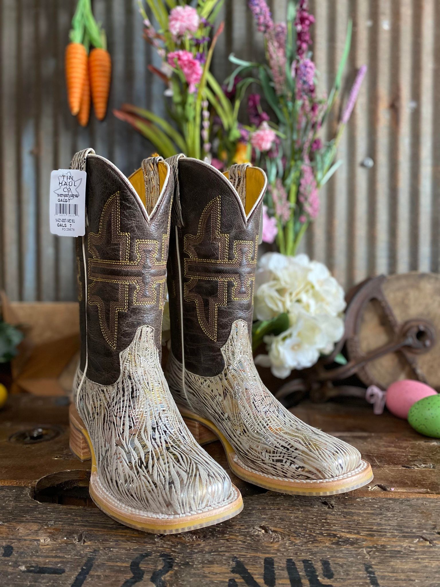 Women's Tin Haul Golden Tiger Square Toe Boot-Women's Boots-Tin Haul-Lucky J Boots & More, Women's, Men's, & Kids Western Store Located in Carthage, MO