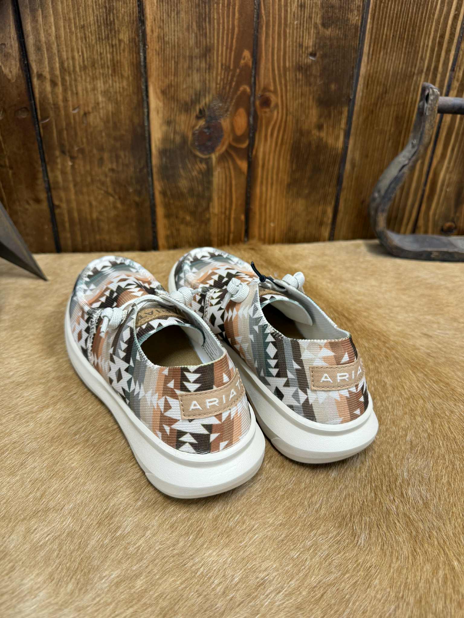 Women's Ariat Natural Southwest Print Hilo Shoes