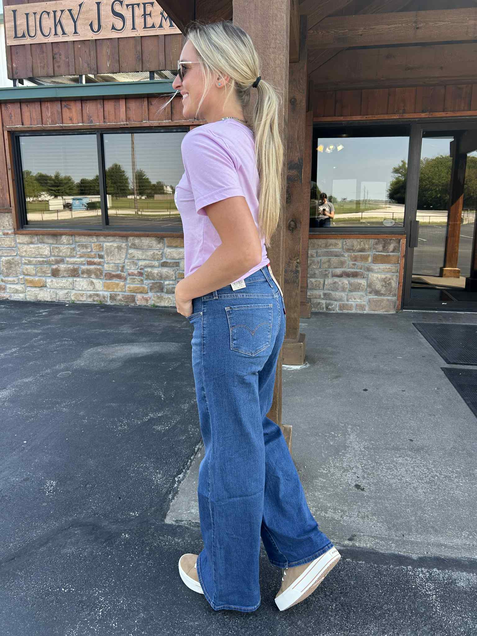 Levi's 318 Shaping Wide Leg in Dark Wash-Women's Denim-Levi's-Lucky J Boots & More, Women's, Men's, & Kids Western Store Located in Carthage, MO