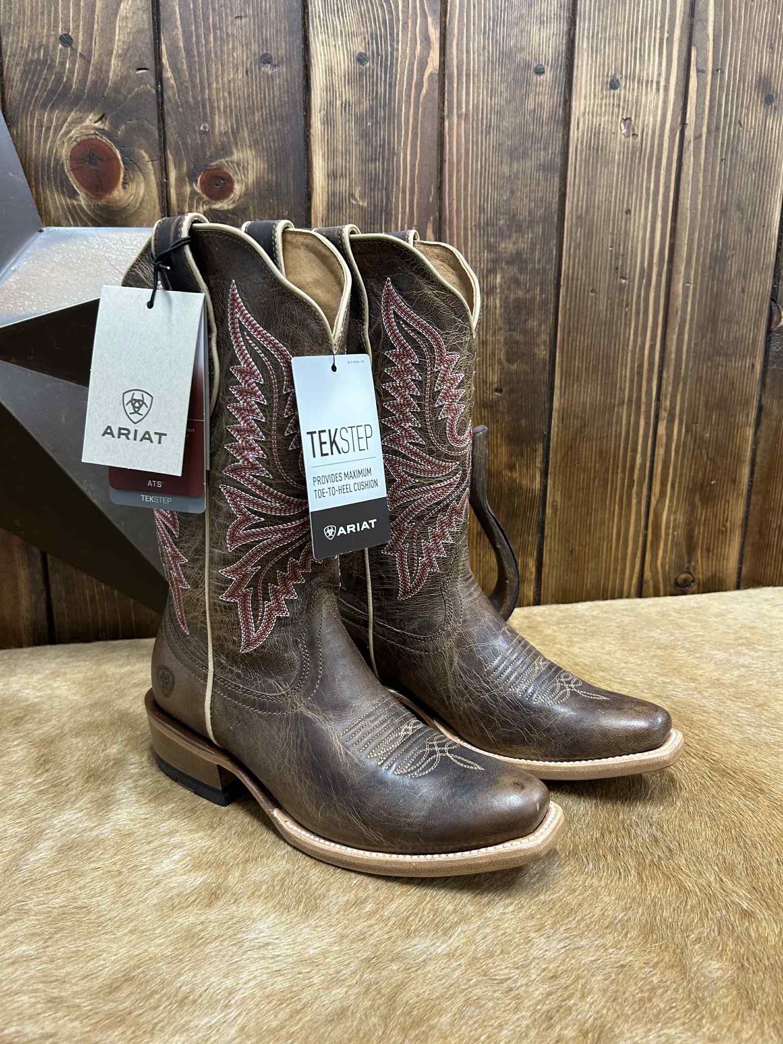 Women's Ariat Totally Tan Futurity Flash Boots-Women's Boots-Ariat-Lucky J Boots & More, Women's, Men's, & Kids Western Store Located in Carthage, MO