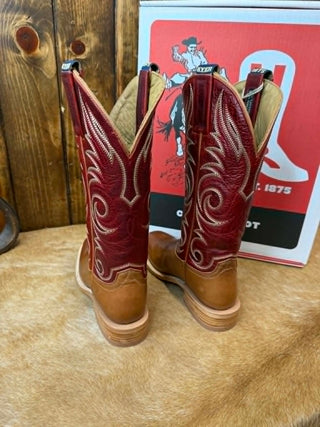 Women's Hyer Boots, Salina cowhide boots, tan square toe boots, Western footwear, glossy leather boots, handmade cowboy boots, women's western fashion, Hyer Boot Company.