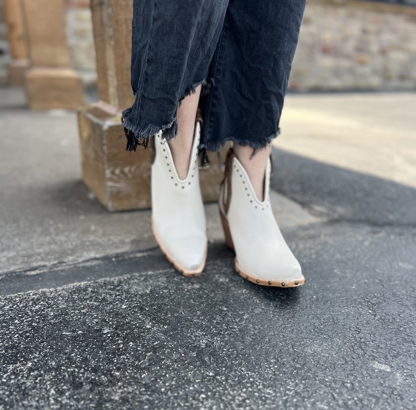 Womens Ariat Greeley Booties in Blanco-Women's Booties-Ariat-Lucky J Boots & More, Women's, Men's, & Kids Western Store Located in Carthage, MO