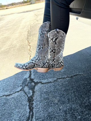 R. Watson Womens Black & White B/C Python-Women's Boots-R. Watson-Lucky J Boots & More, Women's, Men's, & Kids Western Store Located in Carthage, MO