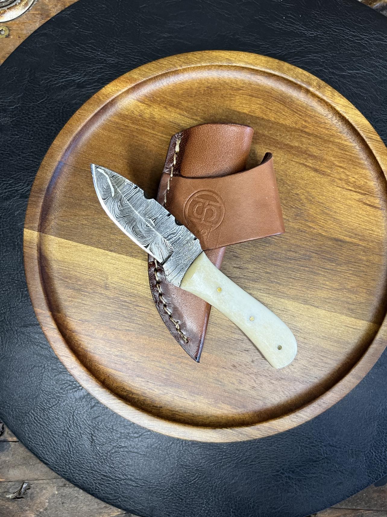 Bone Grip Damascus blade Knife with Sheath TXBD-6-Knives-WESTERN FASHION ACCESSORIES-Lucky J Boots & More, Women's, Men's, & Kids Western Store Located in Carthage, MO