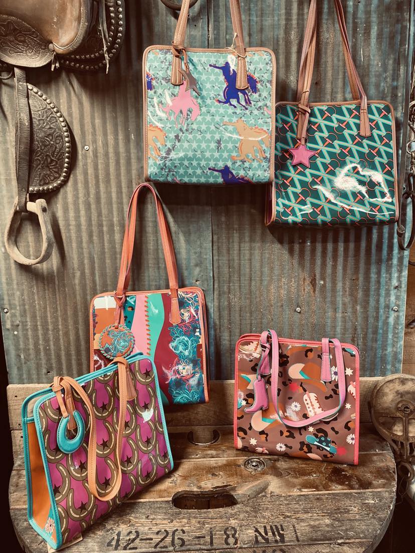 Catchfly Totes-Totes-TRENDITIONS-Lucky J Boots & More, Women's, Men's, & Kids Western Store Located in Carthage, MO