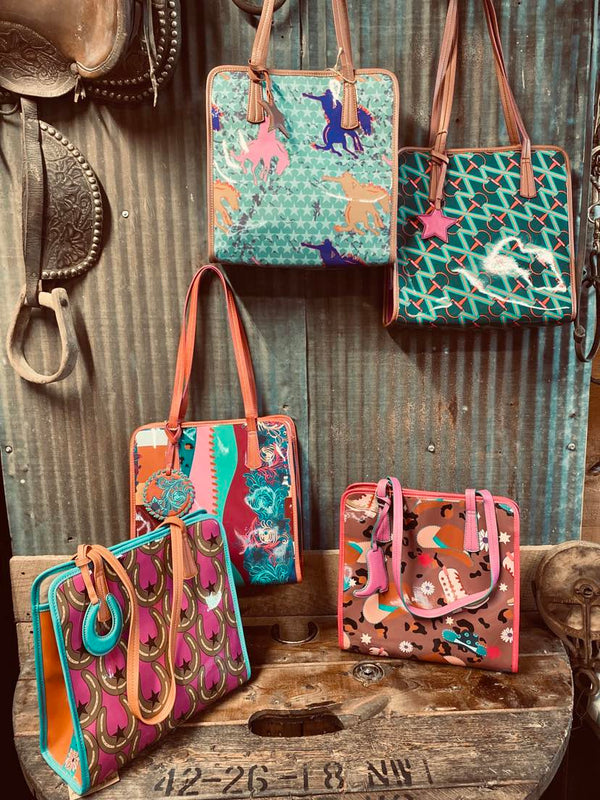 Catchfly Totes-Totes-TRENDITIONS-Lucky J Boots & More, Women's, Men's, & Kids Western Store Located in Carthage, MO