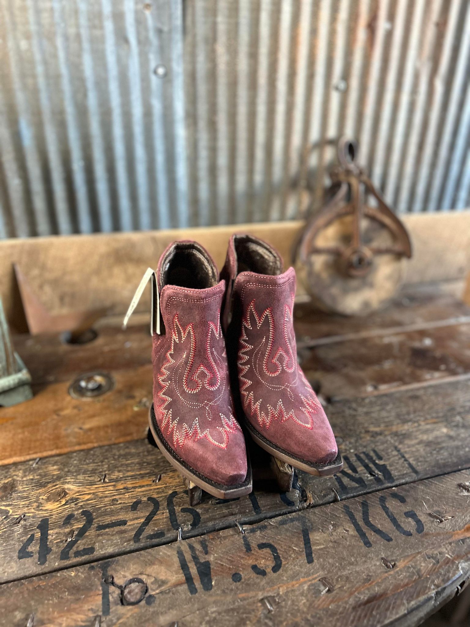 Women's Ariat Merlot Suede Dixon Booties-Women's Booties-Ariat-Lucky J Boots & More, Women's, Men's, & Kids Western Store Located in Carthage, MO