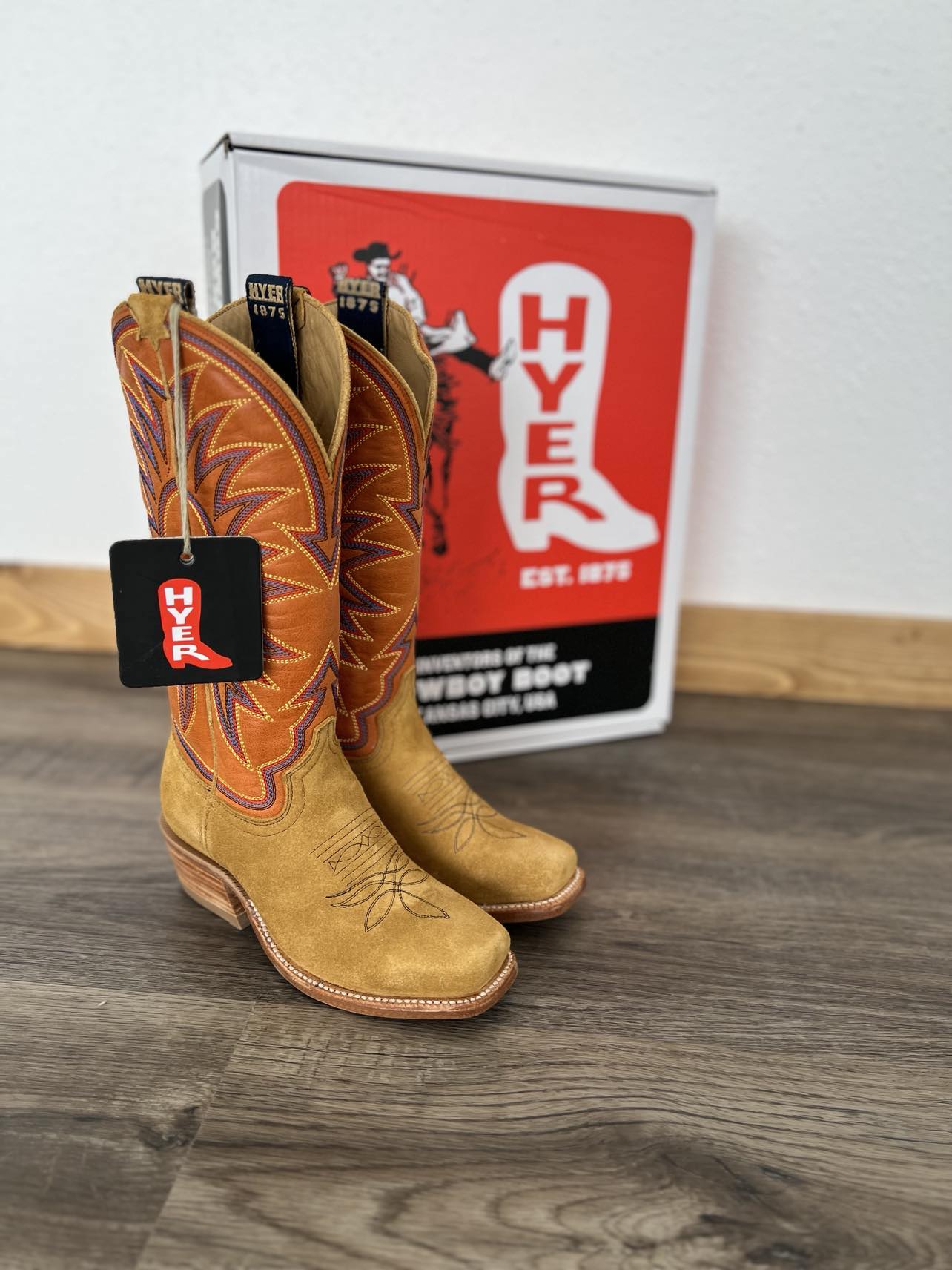 Women's Hyer Rose Hill Bronze Roughout Boot