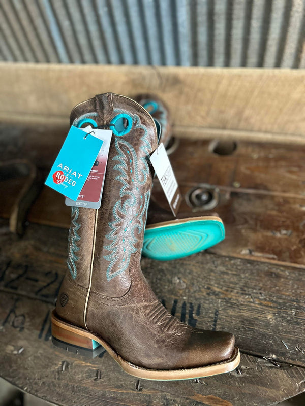 Women's Ariat Futurity Boon Western Cutter Toe Boot-Women's Boots-Ariat-Lucky J Boots & More, Women's, Men's, & Kids Western Store Located in Carthage, MO