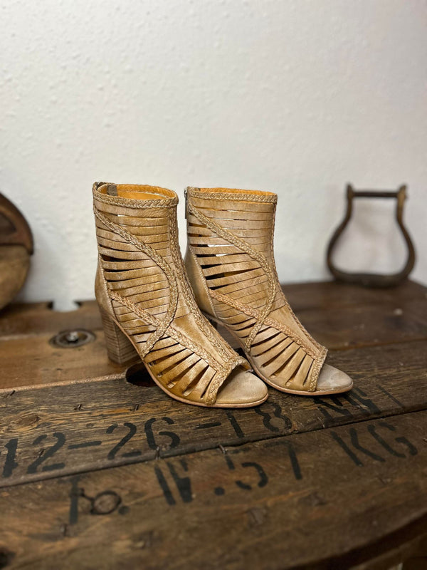 Diba True Pebble Roc Sandals-Sand-Diba True-Lucky J Boots & More, Women's, Men's, & Kids Western Store Located in Carthage, MO