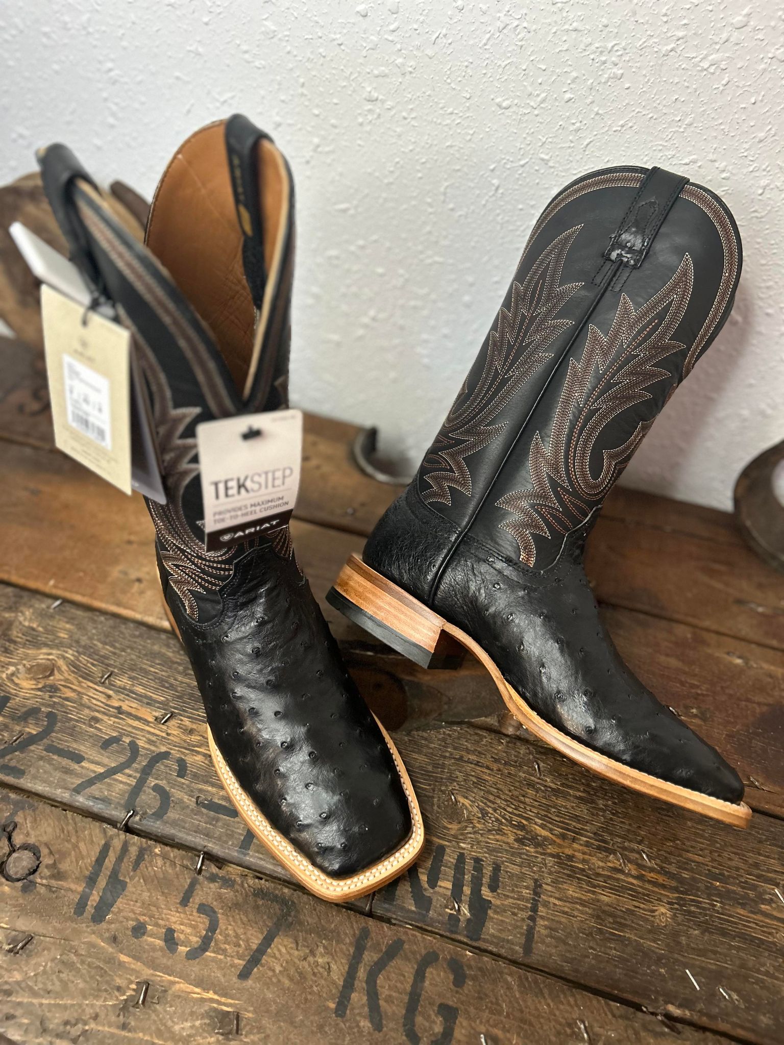 Men's Ariat Futurity Done Right Cowboy Square Toe Boot-Men's Boots-Ariat-Lucky J Boots & More, Women's, Men's, & Kids Western Store Located in Carthage, MO