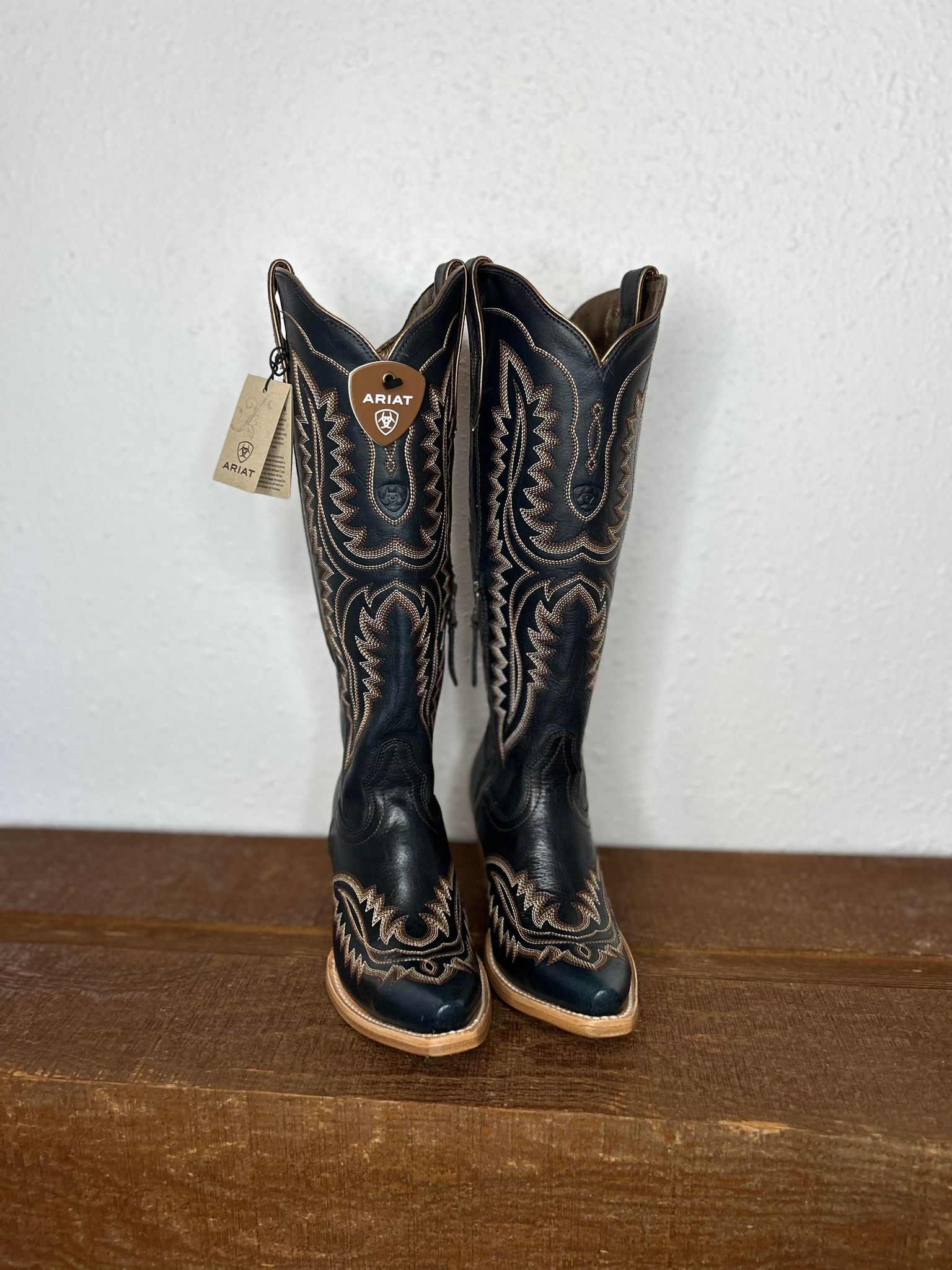 Women's Ariat Deepest Navy Casanova Boots-Women's Boots-Ariat-Lucky J Boots & More, Women's, Men's, & Kids Western Store Located in Carthage, MO