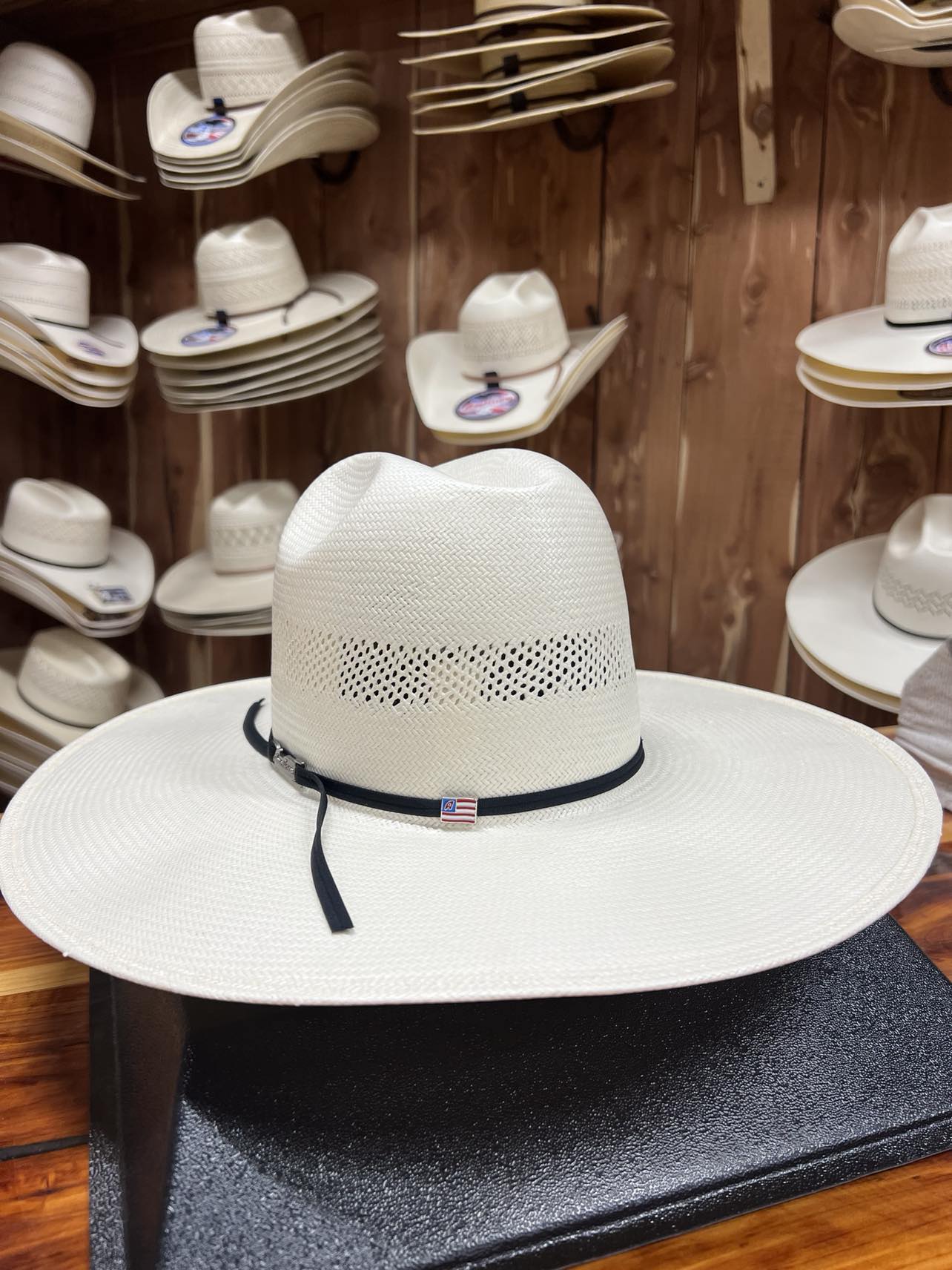 American 7104 Straw Hat 4.5