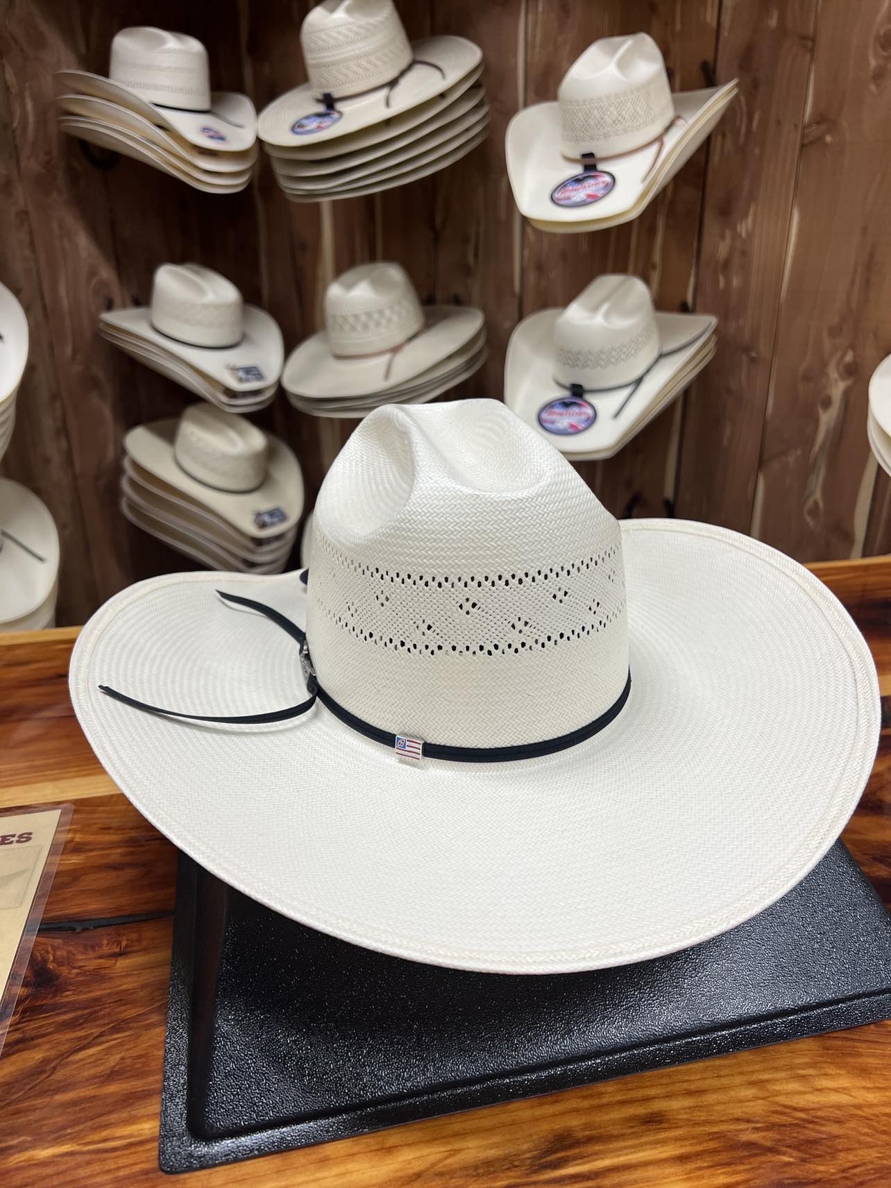 American 7210 Straw Hat 4.5