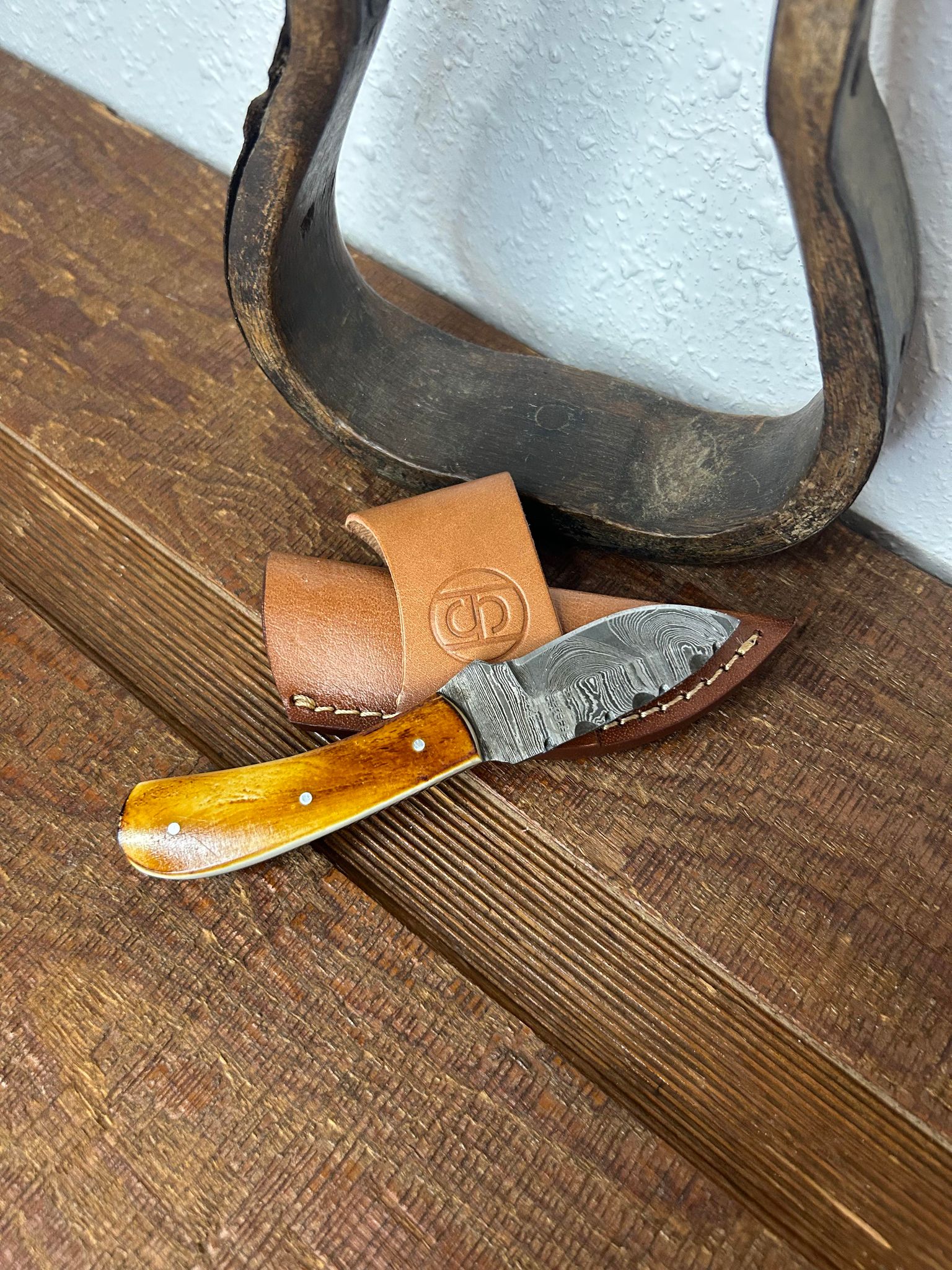 Circle SH Cutlery Knife TXBBD-Knives-WESTERN FASHION ACCESSORIES-Lucky J Boots & More, Women's, Men's, & Kids Western Store Located in Carthage, MO