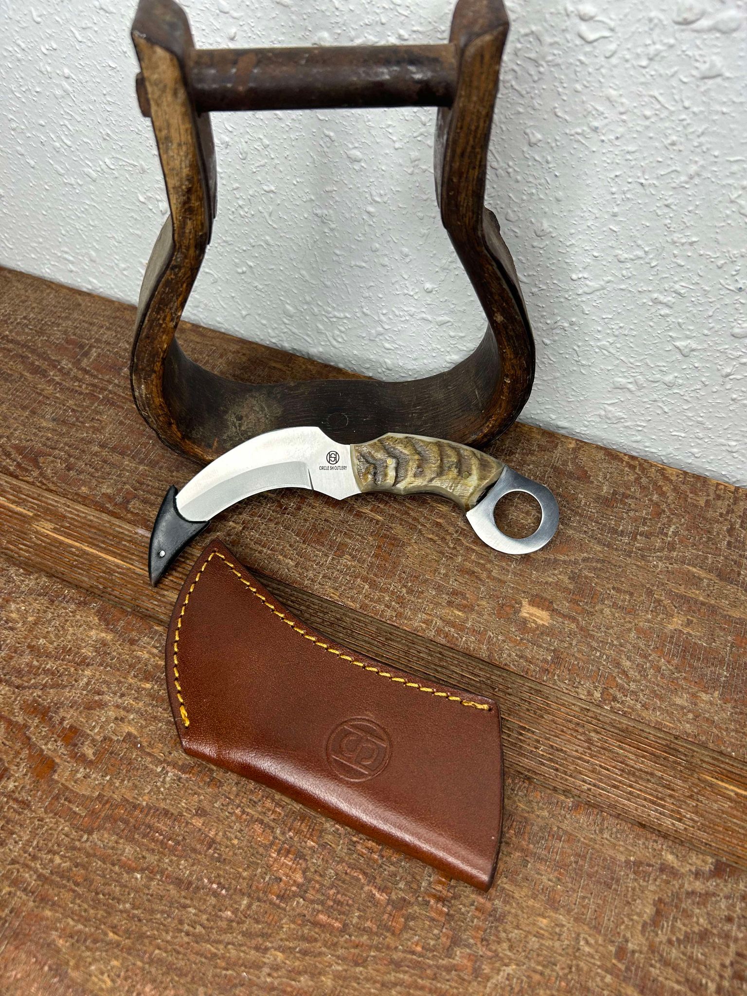 Circle SH Cutlery Knife GH1-Knives-WESTERN FASHION ACCESSORIES-Lucky J Boots & More, Women's, Men's, & Kids Western Store Located in Carthage, MO