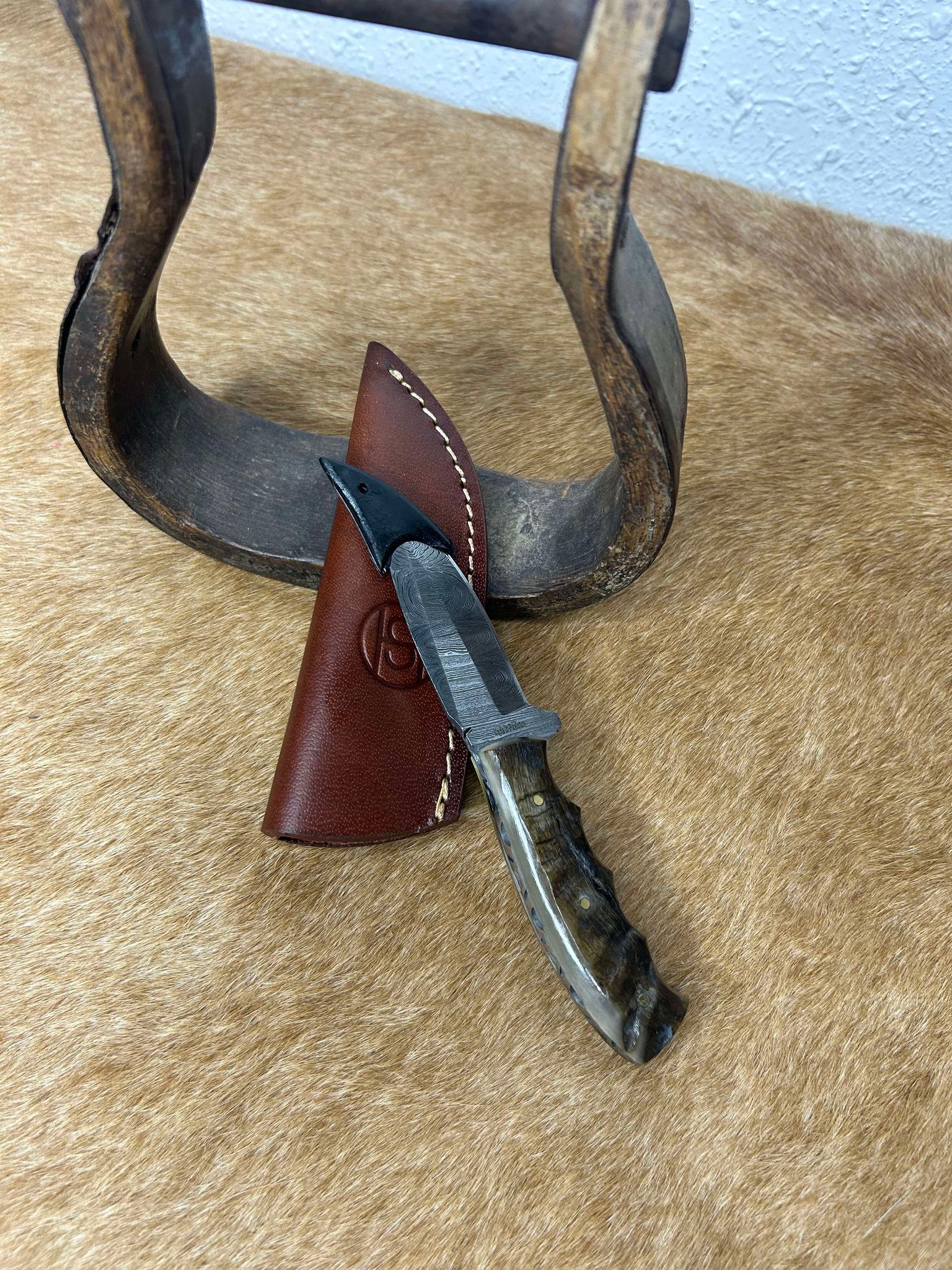 Circle SH Cutlery Knives-Knives-WESTERN FASHION ACCESSORIES-Lucky J Boots & More, Women's, Men's, & Kids Western Store Located in Carthage, MO