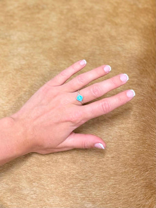 Kingman Turquoise Ring, Sterling Silver Vera Ring, Southwestern Jewelry, Geometric Turquoise Ring, Artisan Silver Ring, Dainty Turquoise Jewelry, Handmade Silver Ring