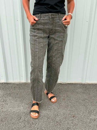 Women's Hidden Sammie Cheetah Barrel Jean