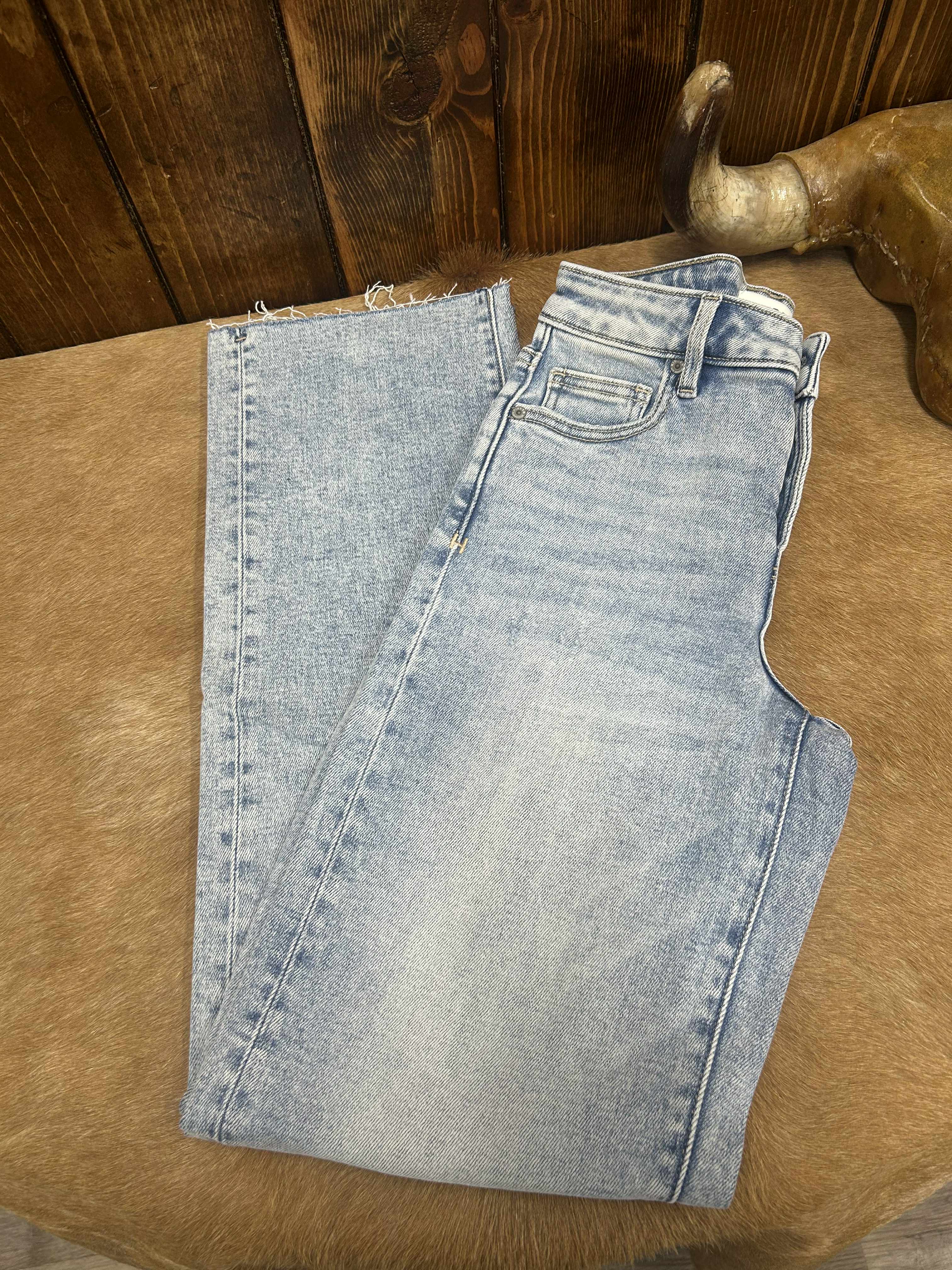 Hidden Macy Classic Fit Straight Leg Jean