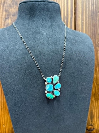 Poppy Necklace