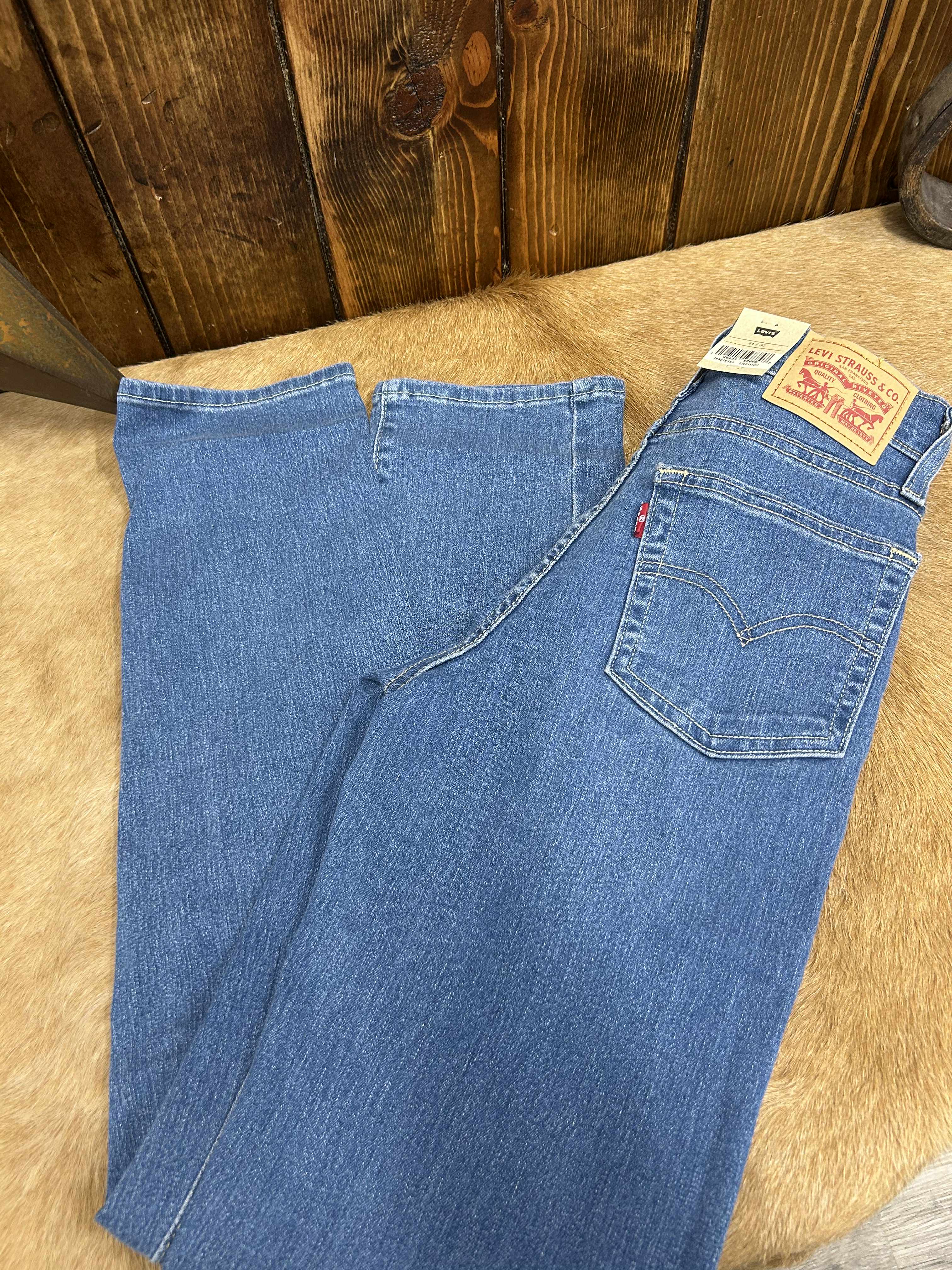 Women's Levi's 724 High Rise Slim Straight Jean-Women's Denim-Levi's-Lucky J Boots & More, Women's, Men's, & Kids Western Store Located in Carthage, MO
