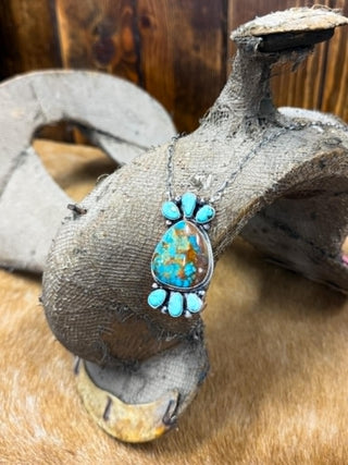 Willow Necklace