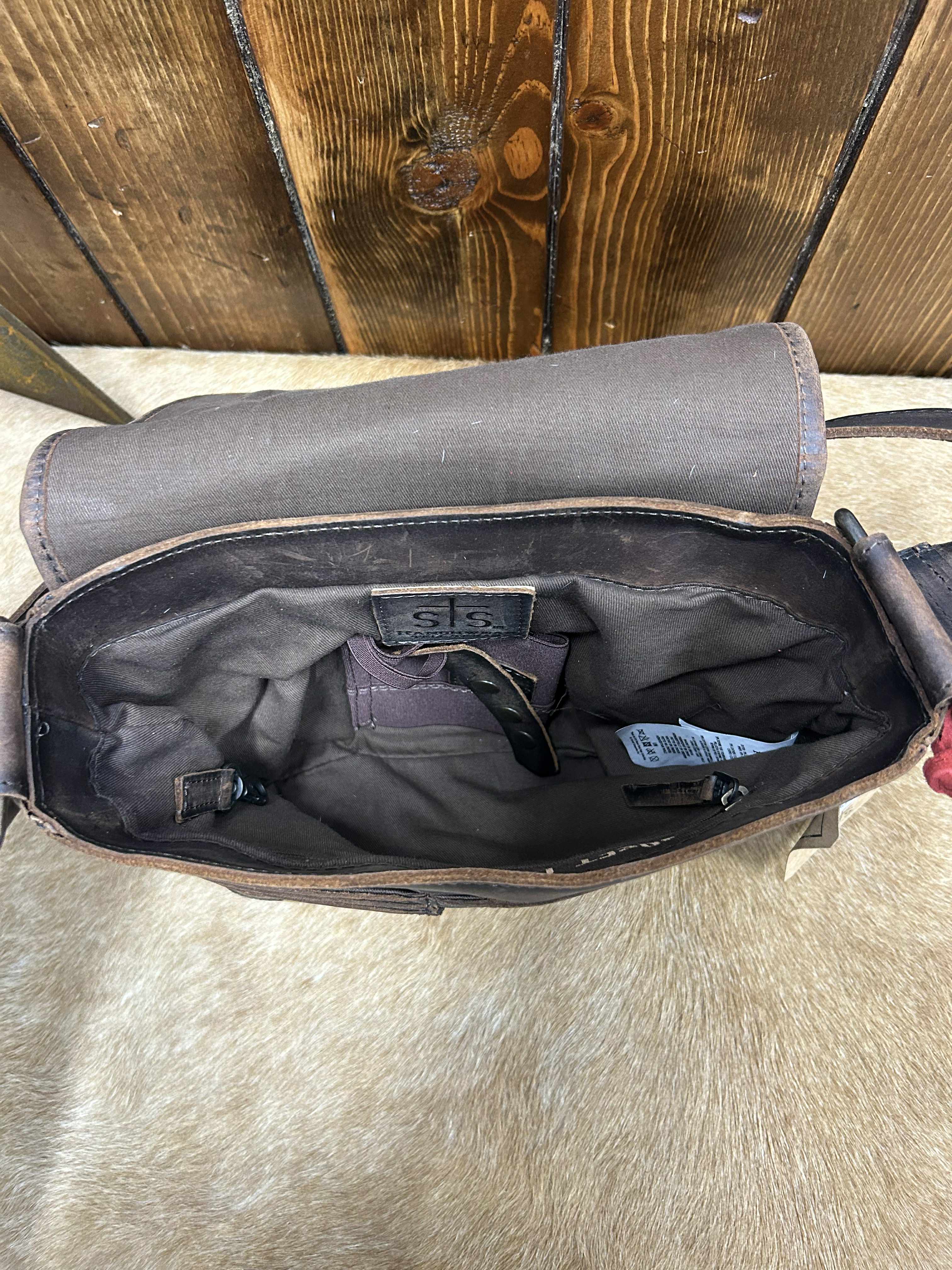 STS Cowhide Della Crossbody Bag-Crossbody bag-Carrol STS Ranchwear-Lucky J Boots & More, Women's, Men's, & Kids Western Store Located in Carthage, MO
