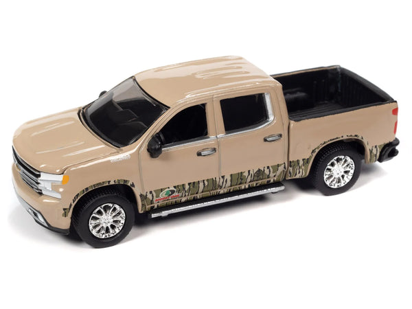1:64 Mossy Oak 2019 Chevy Silverado High Country-Toys-Big Country Toys-Lucky J Boots & More, Women's, Men's, & Kids Western Store Located in Carthage, MO