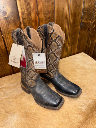 Women's Ariat Frontier Farrah Boot *FINAL SALE*