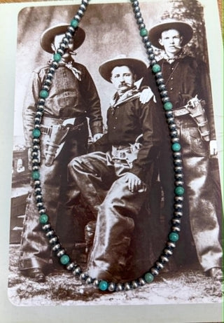 Della Necklace