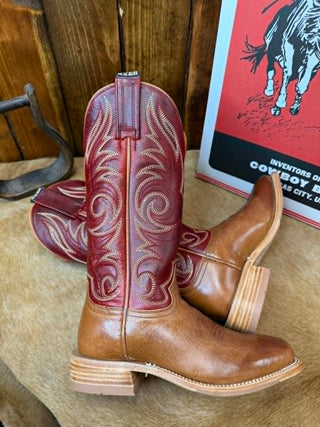 Women's Hyer Boots, Salina cowhide boots, tan square toe boots, Western footwear, glossy leather boots, handmade cowboy boots, women's western fashion, Hyer Boot Company.