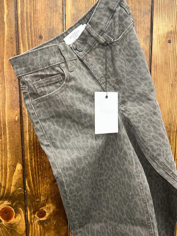 Women's Hidden Brie High Rise Cheetah Dad Jean-Women's Denim-HIDDEN-Lucky J Boots & More, Women's, Men's, & Kids Western Store Located in Carthage, MO