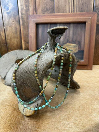 Turquoise Jewelry, Navajo Pearls, Southwestern Necklace, Artisan Handcrafted Jewelry, Boho Western Style, Multi-Stone Necklace, Native American Inspired, Western Accessories.