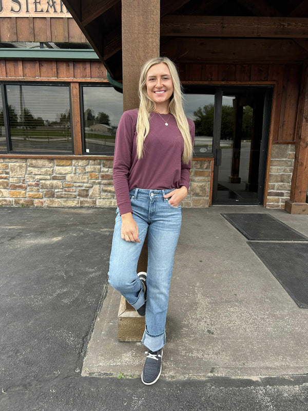 Women's Ariat Mid Rise Alessia Straight Leg Jean-Women's Denim-Ariat-Lucky J Boots & More, Women's, Men's, & Kids Western Store Located in Carthage, MO