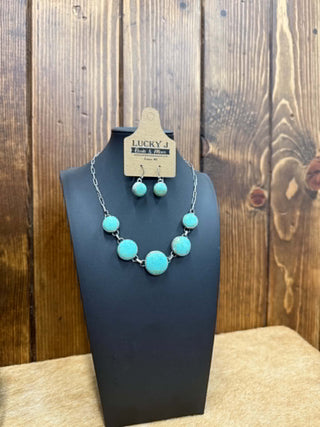 Dahlia Necklace Set - Lucky J Boots & More