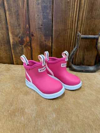 Xtratuf kids boots, waterproof deck boots, non-slip kids footwear, children's rain boots, breathable sport boots, ankle deck boots, toddler puddle boots, durable kids shoes.