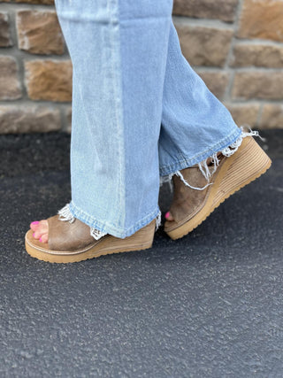 Diba True Cloud Fall Wedges *FINAL SALE*-Sandals-Diba True-Lucky J Boots & More, Women's, Men's, & Kids Western Store Located in Carthage, MO