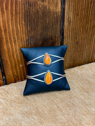 Sterling silver cuff, orange spiny oyster jewelry, D. Skeets jewelry, Navajo style bracelet, handcrafted silver cuff, teardrop stone jewelry, Southwestern statement piece, authentic artisan jewelry.