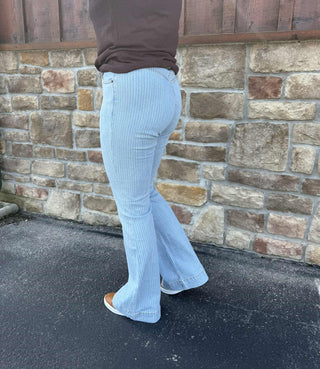 Kimes Ranch Crystal Jeans *FINAL SALE*-Women's Denim-Kimes Ranch-Lucky J Boots & More, Women's, Men's, & Kids Western Store Located in Carthage, MO