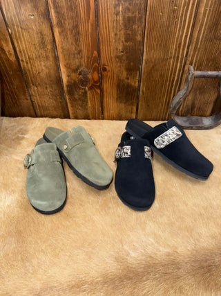 Women's Ariat Country Mule Shoe - Lucky J Boots & More