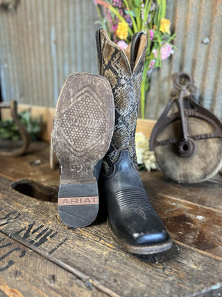 Women's Ariat Frontier Farrah Boot-Women's Boots-Ariat-Lucky J Boots & More, Women's, Men's, & Kids Western Store Located in Carthage, MO