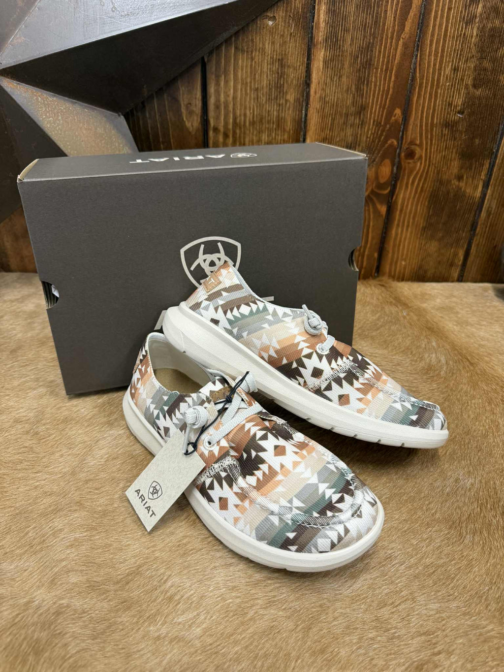 Women's Ariat Natural Southwest Print Hilo Shoes – Lucky J Boots & More