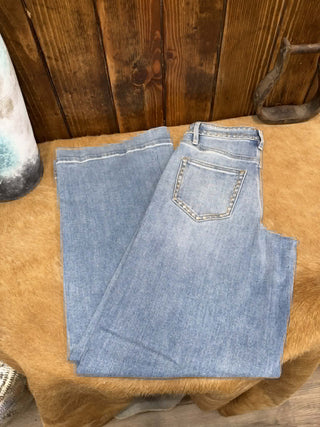 Women's Hidden Nori High Rise Wide Leg Jean - Lucky J Boots & More